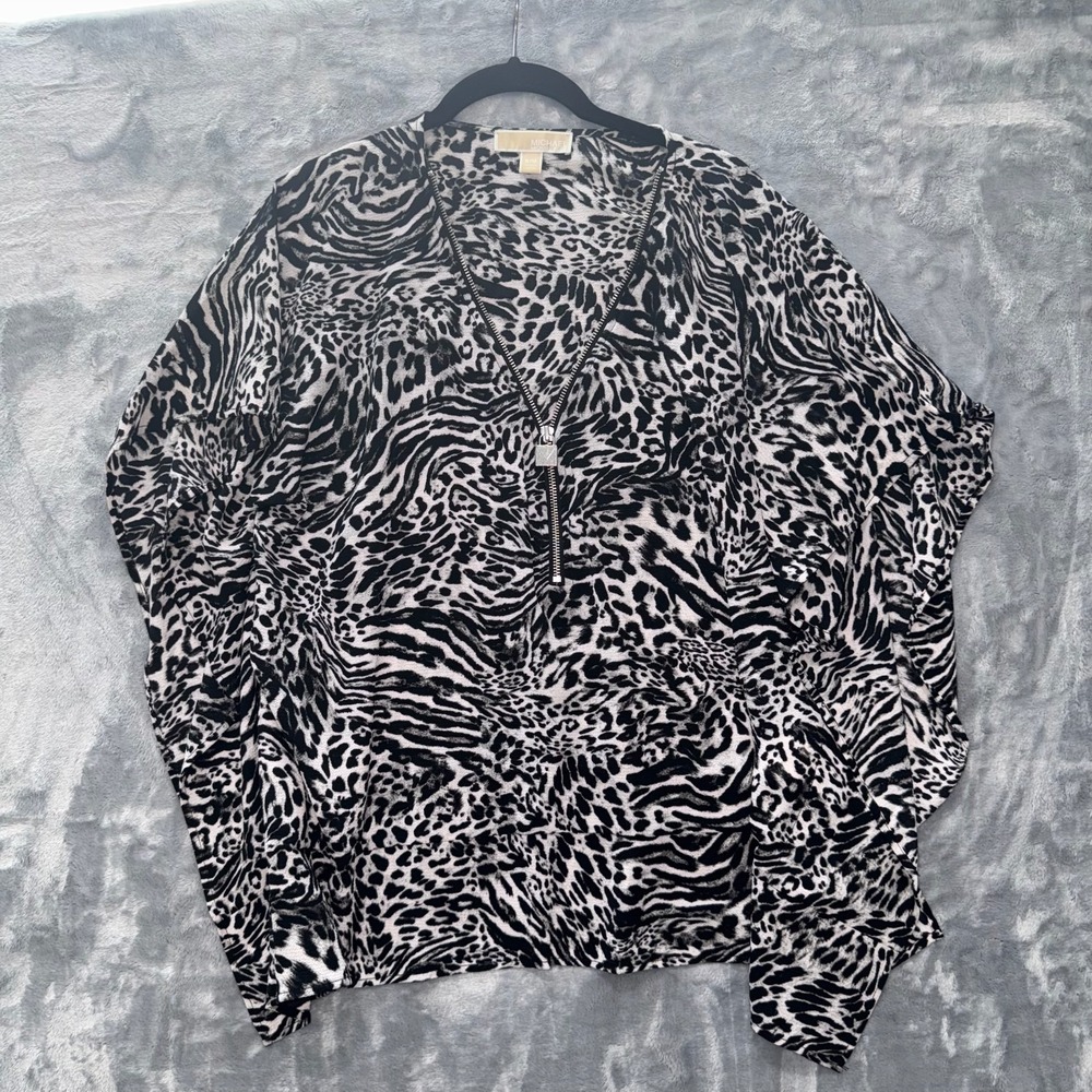 Michael Kors Animal Print Batwing Blouse Top Women's S/M Black White Zip Front